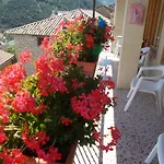 Casa Lacambra *